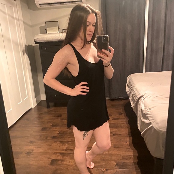 🐈‍⬛ Dynamite Tank Top 🐈‍⬛ - Picture 3 of 8